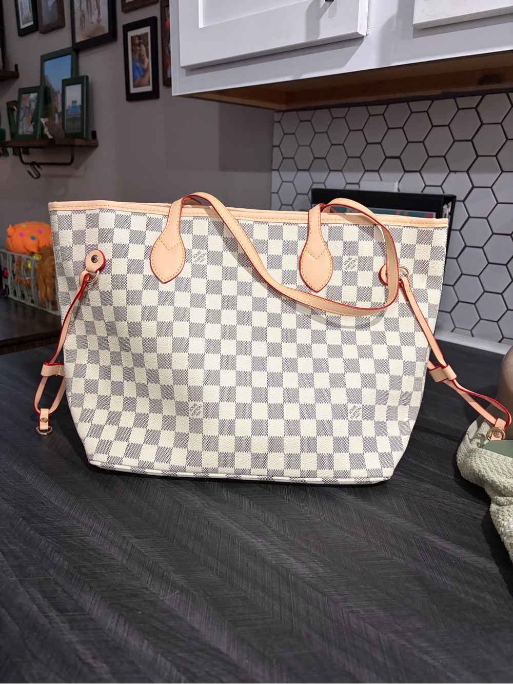 Louis Vuitton Neverfull
